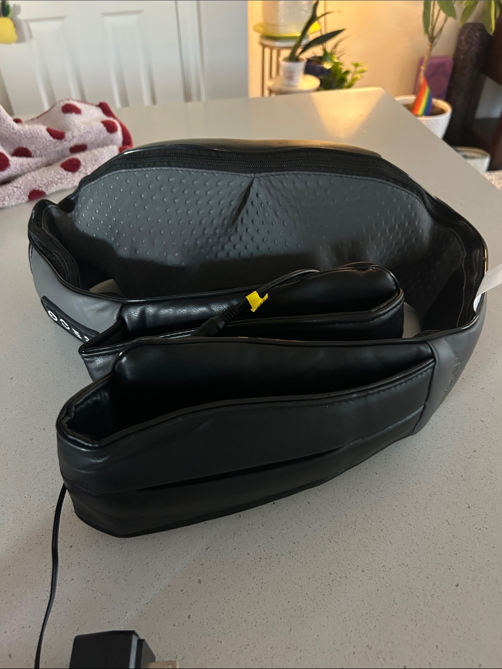 Black Electronic Massage Belt — Unbranded